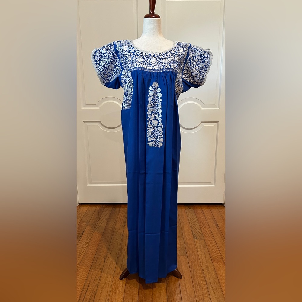 San Antonino Maxi Dress,Oaxaca Mexican dress.Hand Embroidered with Silk Thread.